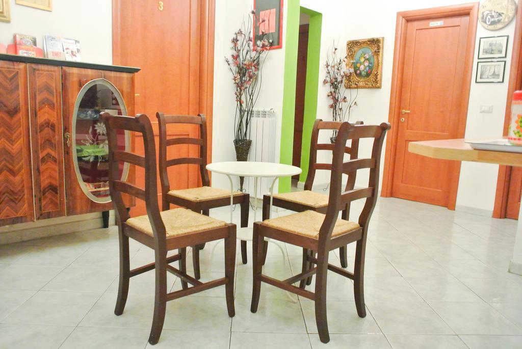 Guest House Hellokitty Rzym Zewnętrze zdjęcie