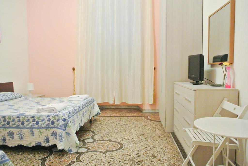 Guest House Hellokitty Rzym Zewnętrze zdjęcie